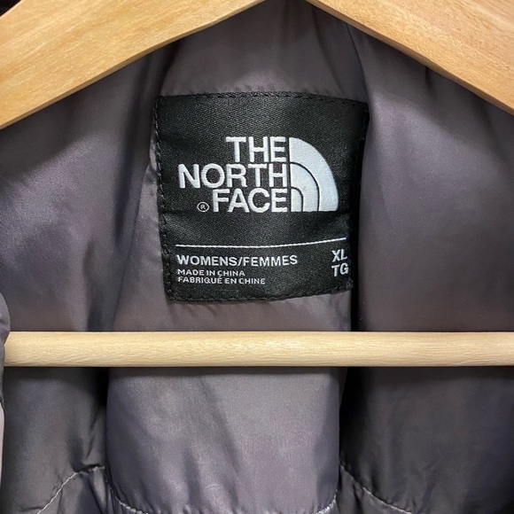 Gently worn 2 layer The North Face fall jacket in mauve - Picture 2 of 7